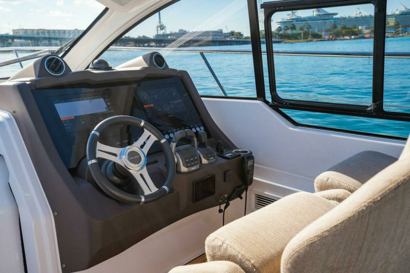 2022 Azimut 45 Atlantis - Photo 3