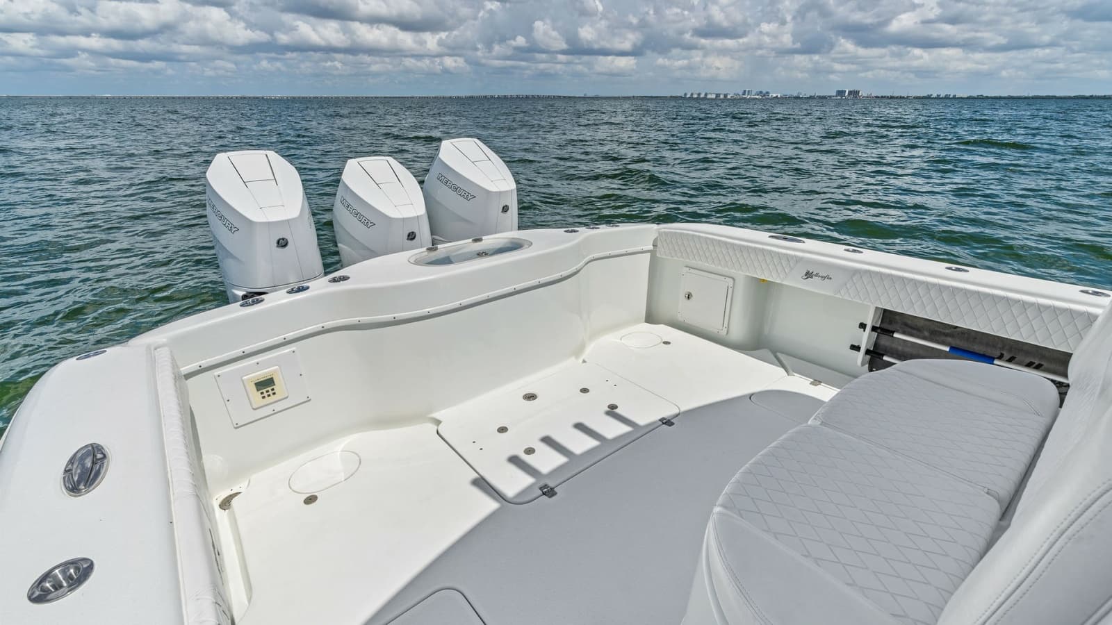 2014 Yellowfin 39 Center Console  - Photo 5