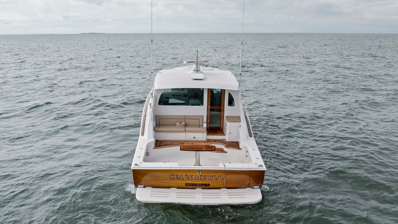2017 Hatteras GT 45X - Photo 13