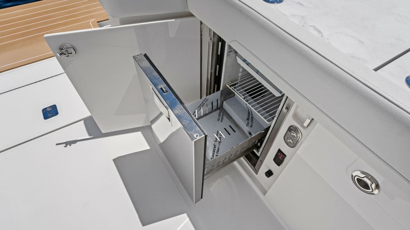 2025 Tiara Yachts EX 60 - Photo 16