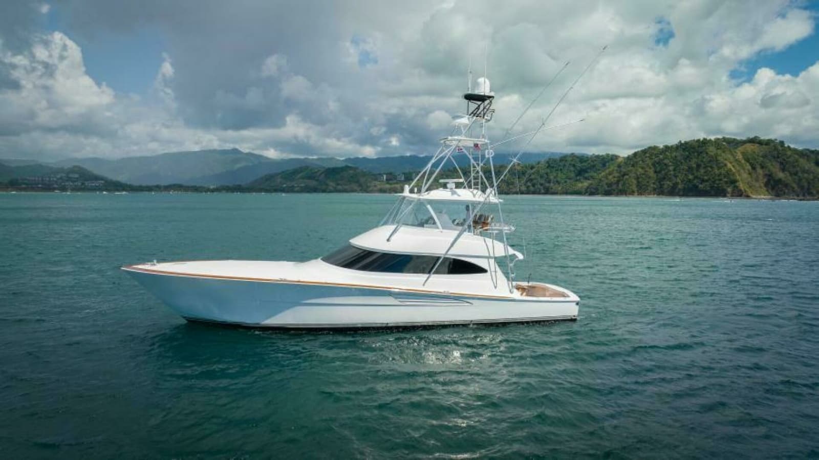 2023 Viking 64 Convertible - Photo 60