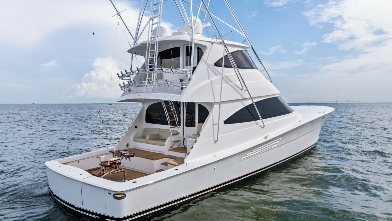 2021 Viking 72 Enclosed Bridge - Photo 85