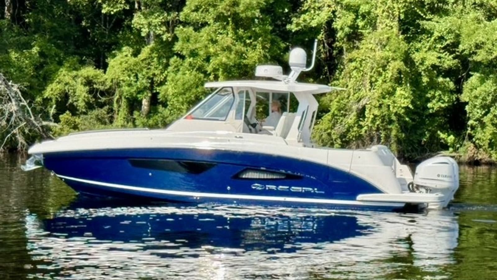 2021 Regal 33 SAV - Photo 24