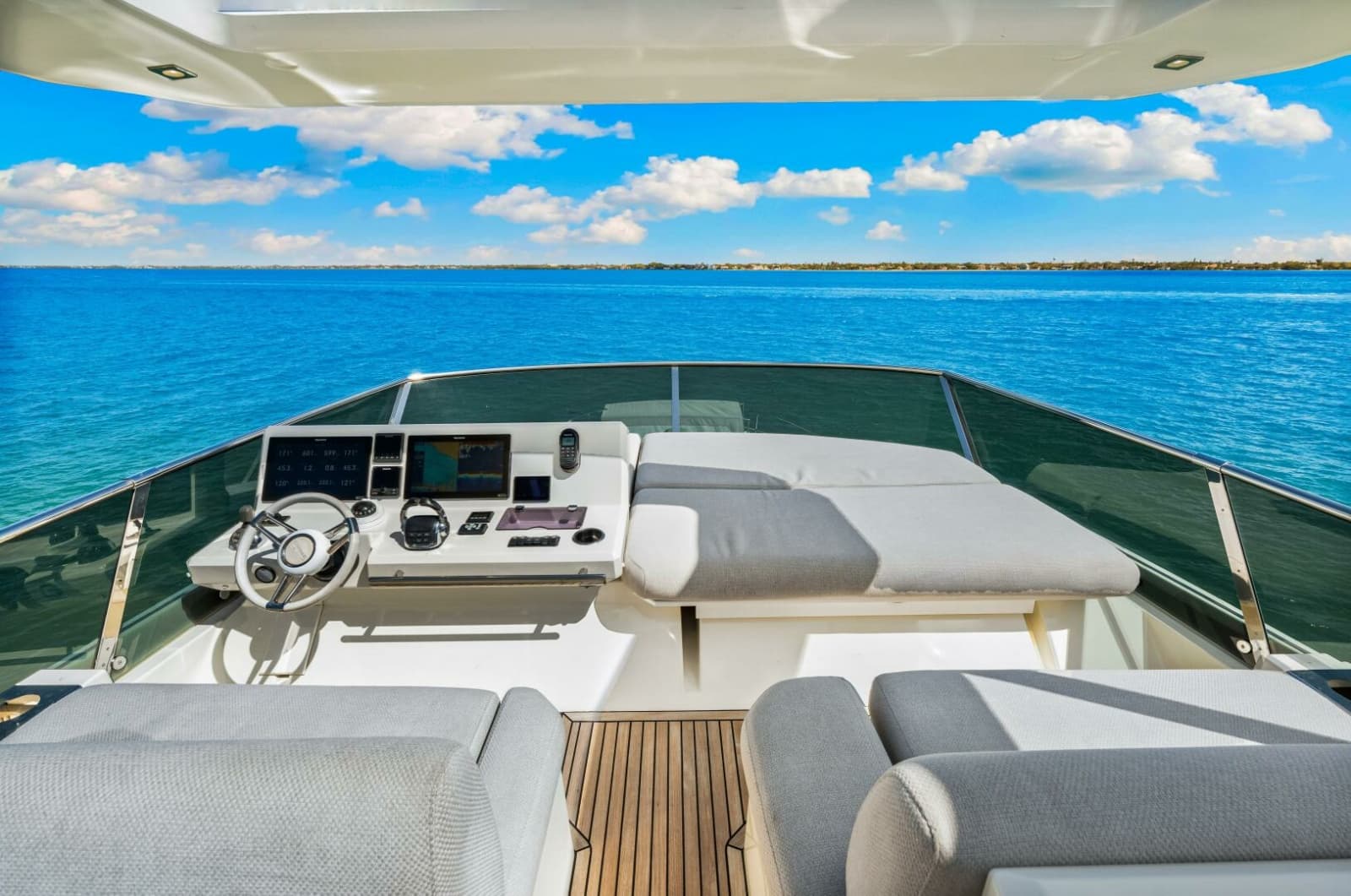 2019 Prestige 630 Flybridge - Photo 8
