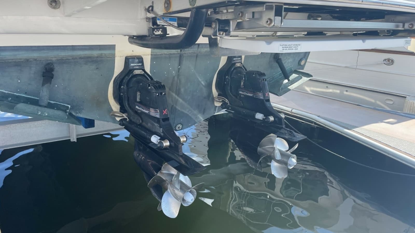 2018 Sea Ray Sundancer 350 - Photo 8