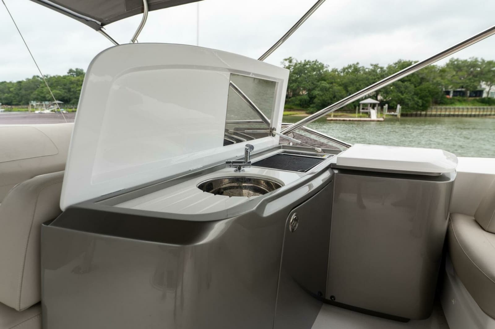 2021 Princess S62 - Photo 29
