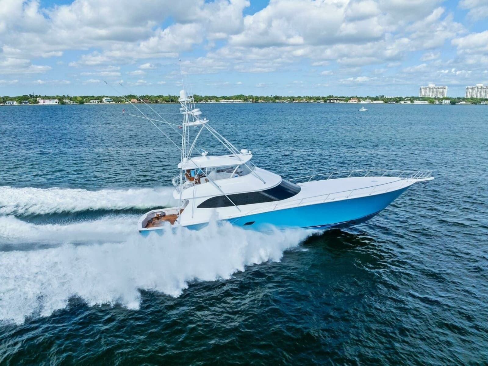 2012 Viking 82 Convertible - Photo 231