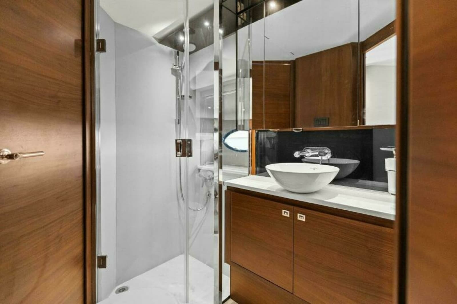 2016 Princess 60 Flybridge - Photo 48
