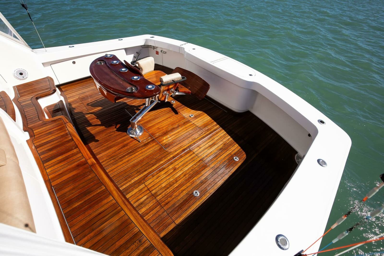 2019 Viking 62 Convertible - Photo 16