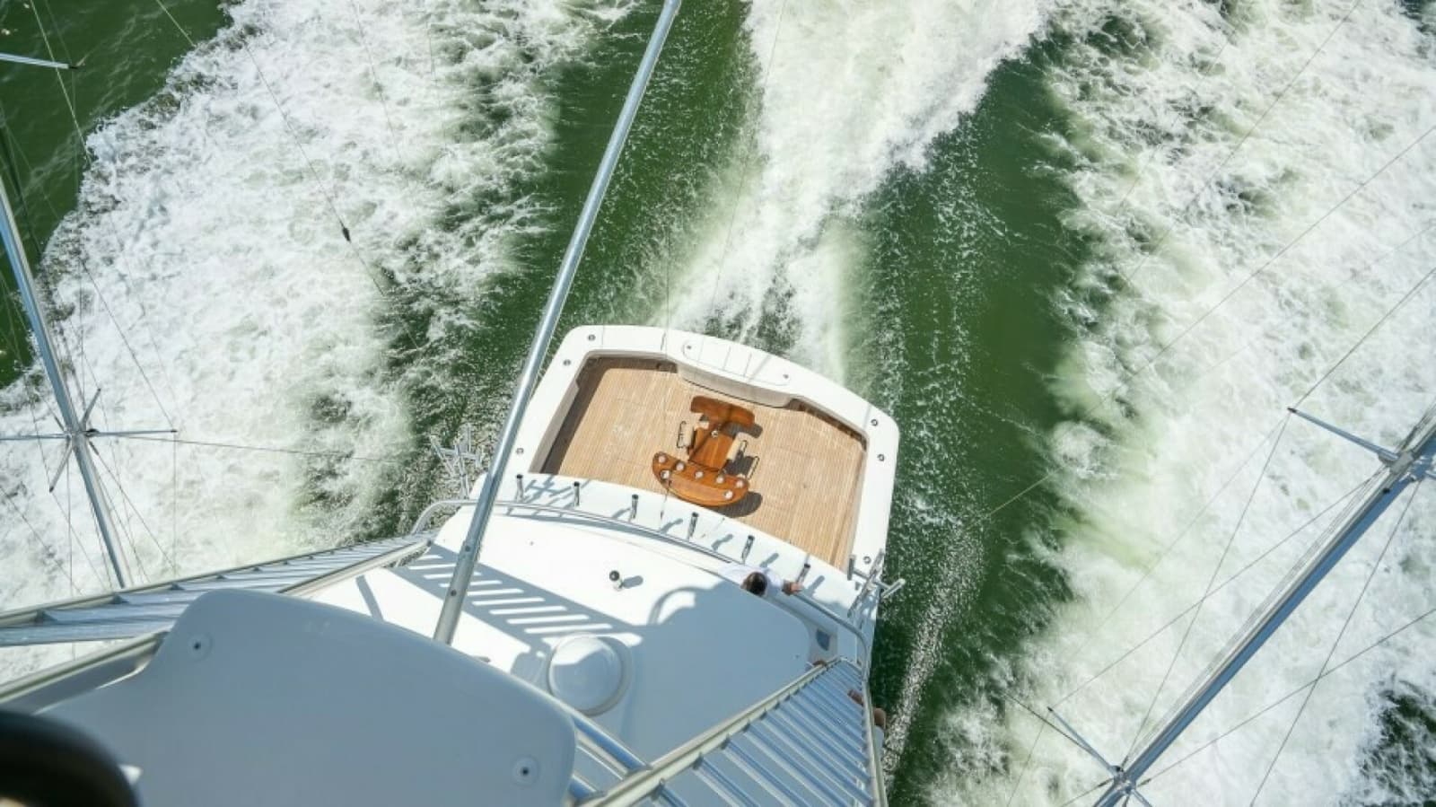 2018 Viking 72 Convertible - Photo 61