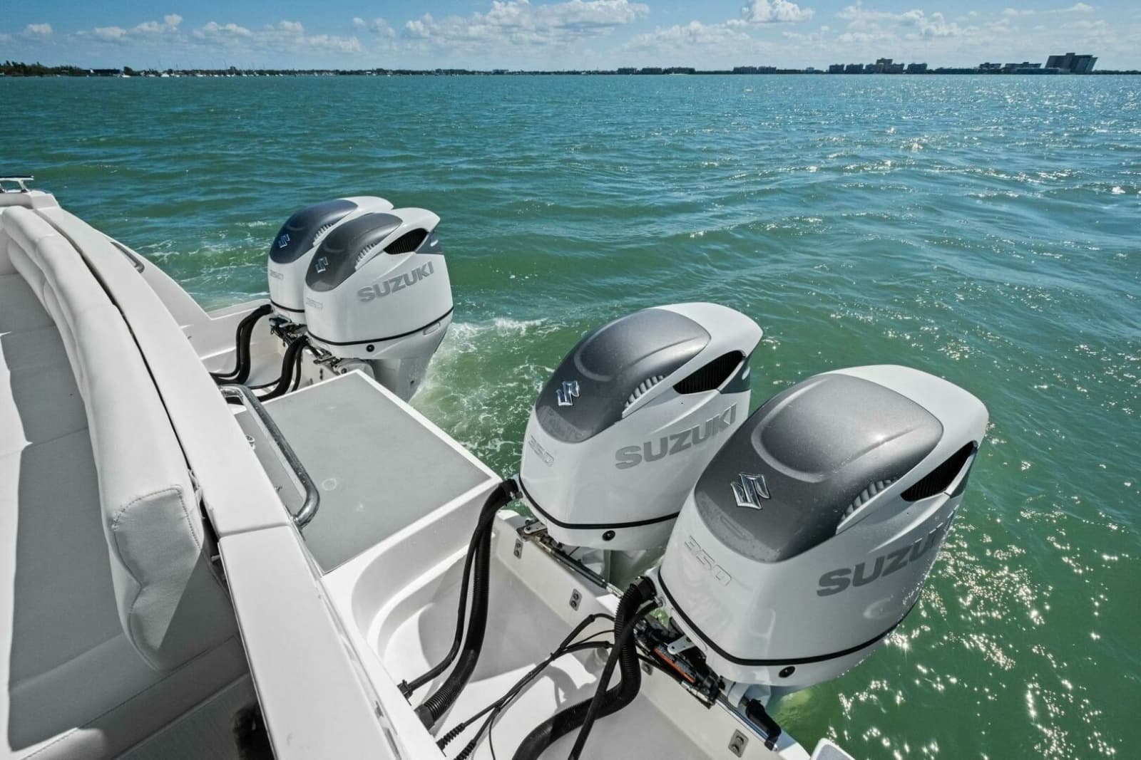 2018 Mares 47 Outboard Express Catamaran - Photo 50