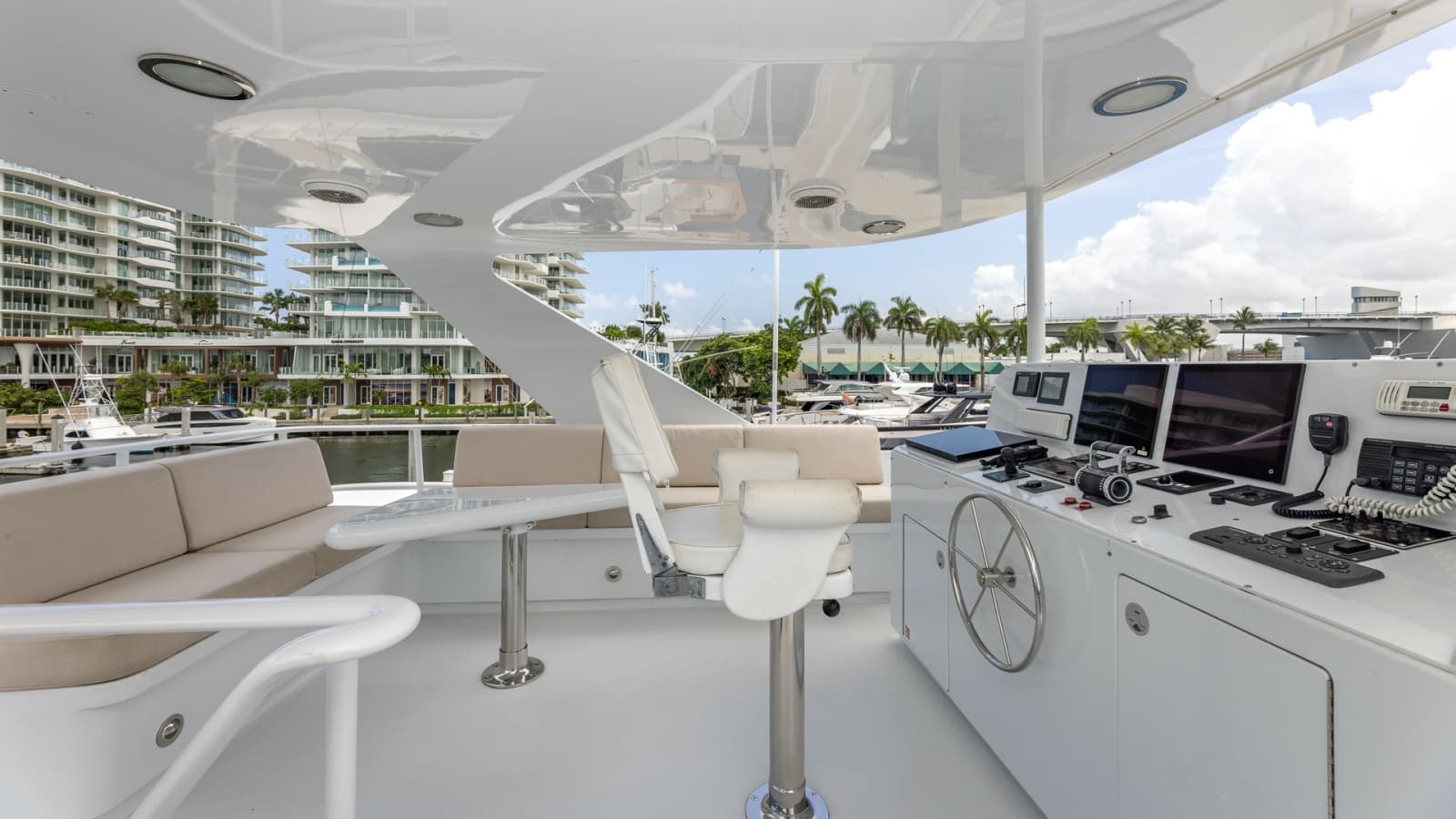 1998 Trinity Yachts 144  - Photo 57