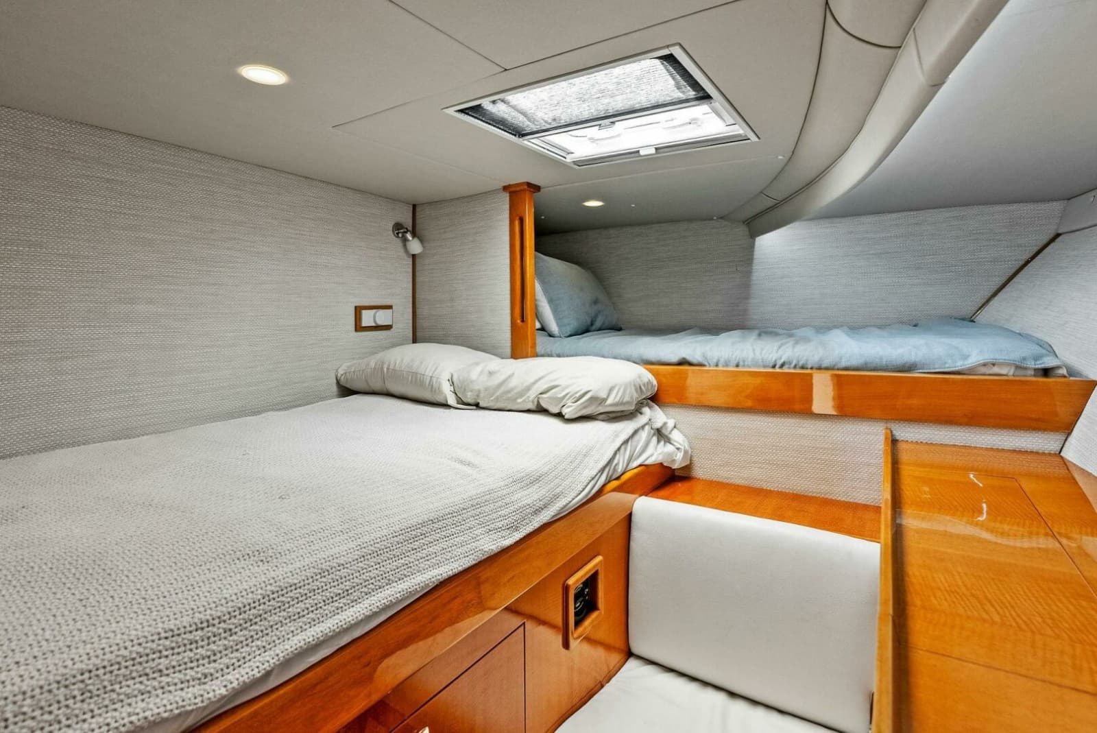 2020 Calcutta 480 Catamaran - Photo 35