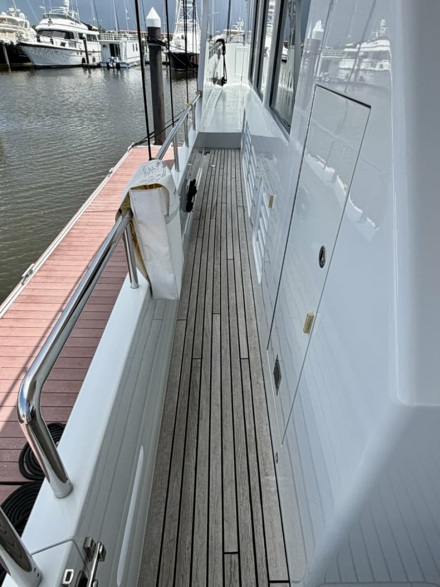2012 Alaskan 70 Motor Yacht - Photo 11