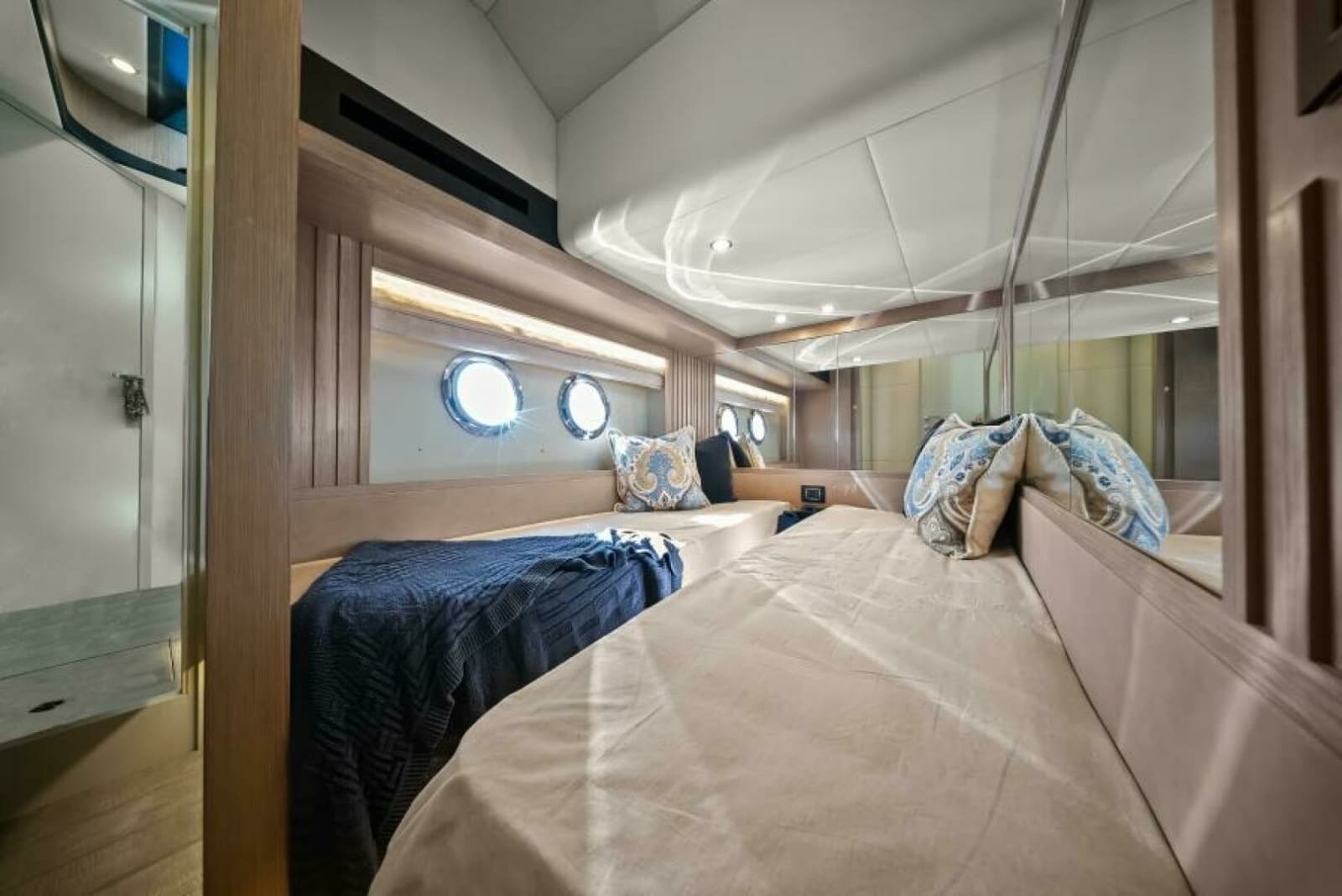 2025 Absolute Navetta 53 - Photo 26