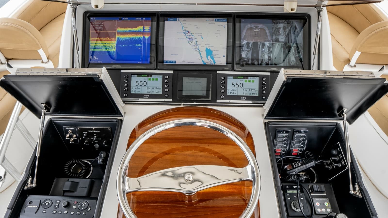 2020 Viking 92 Skybridge - Photo 73