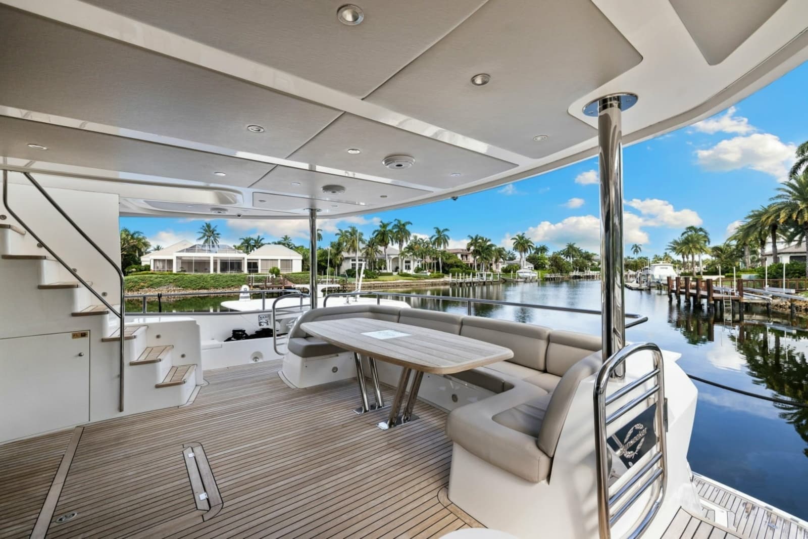2018 Sunseeker 95 Motoryacht - Photo 38