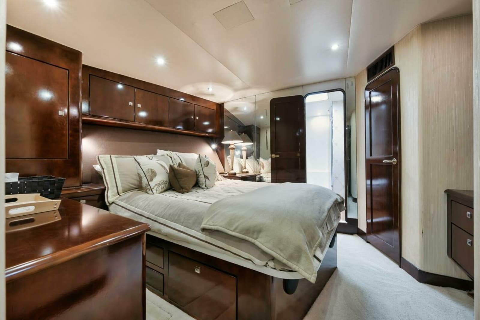 2005 Ocean 73 Super Sport - Photo 11