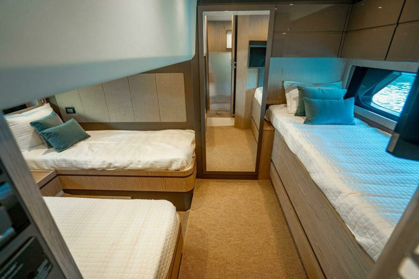 2022 Azimut 45 Atlantis - Photo 12