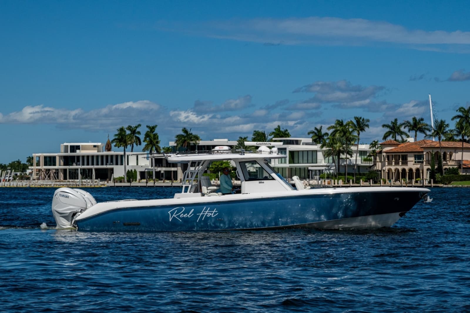 2020 Everglades 395 Center Console - Photo 1