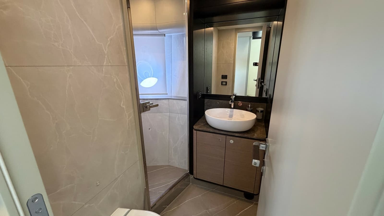 2026 Absolute Navetta 58 - Photo 21