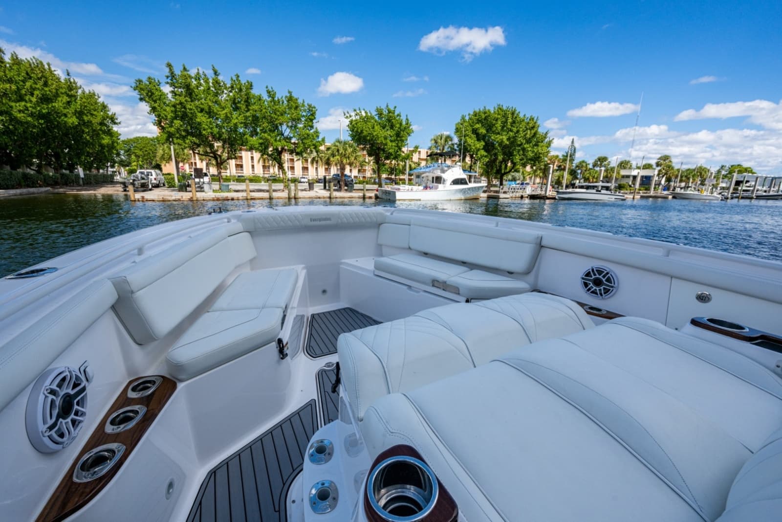 2020 Everglades 395 Center Console - Photo 36