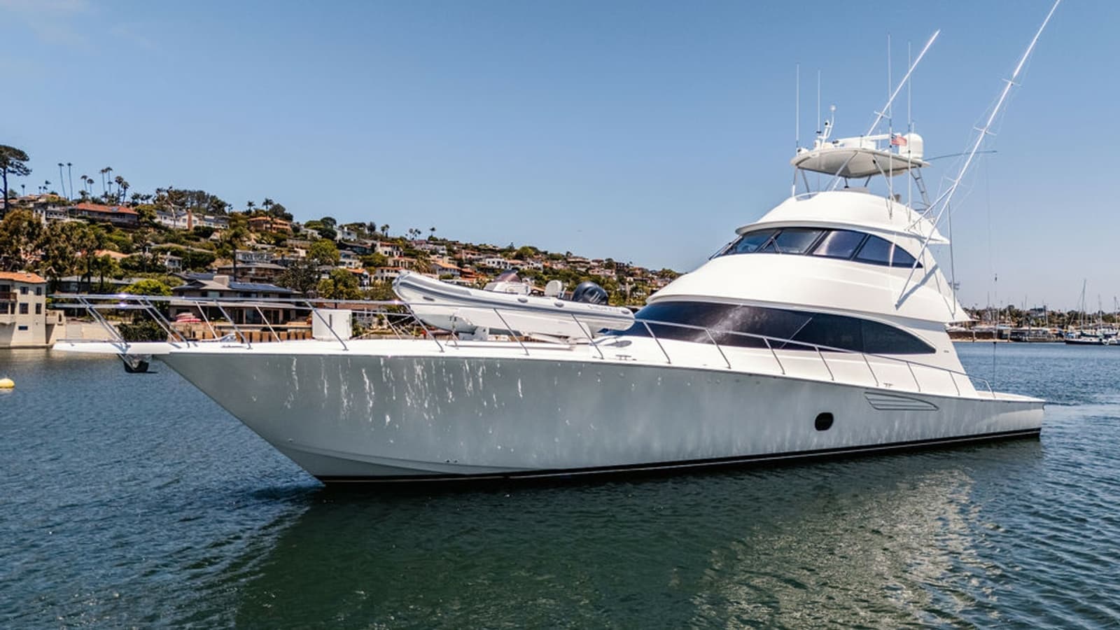 2019 Viking 80 Skybridge - Photo 83