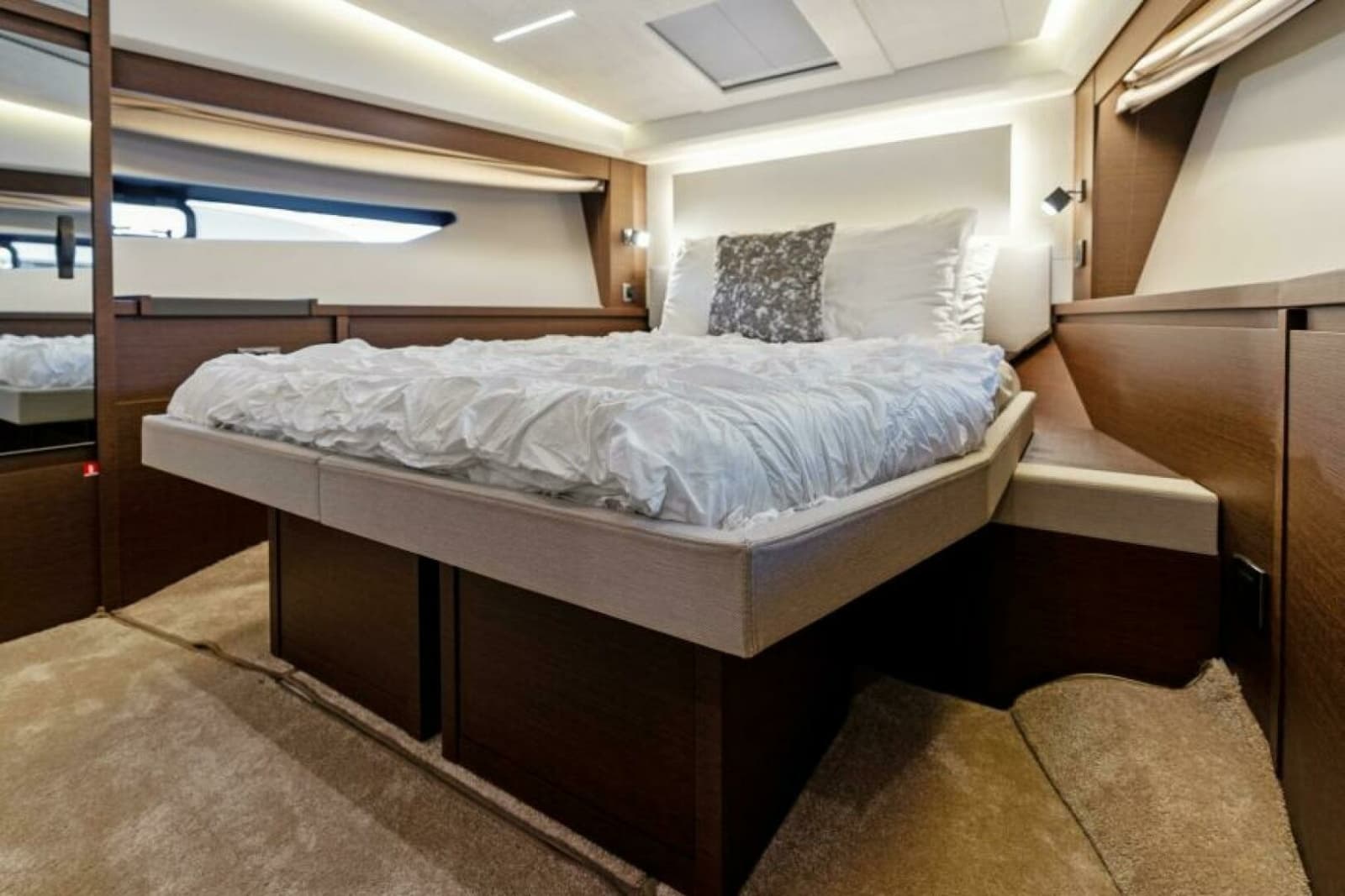 2020 Prestige 520 Flybridge - Photo 33
