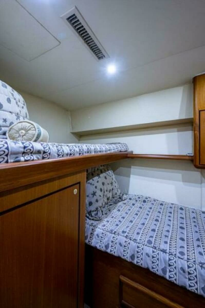 1999 Ocean Yachts 60 Convertible - Photo 51