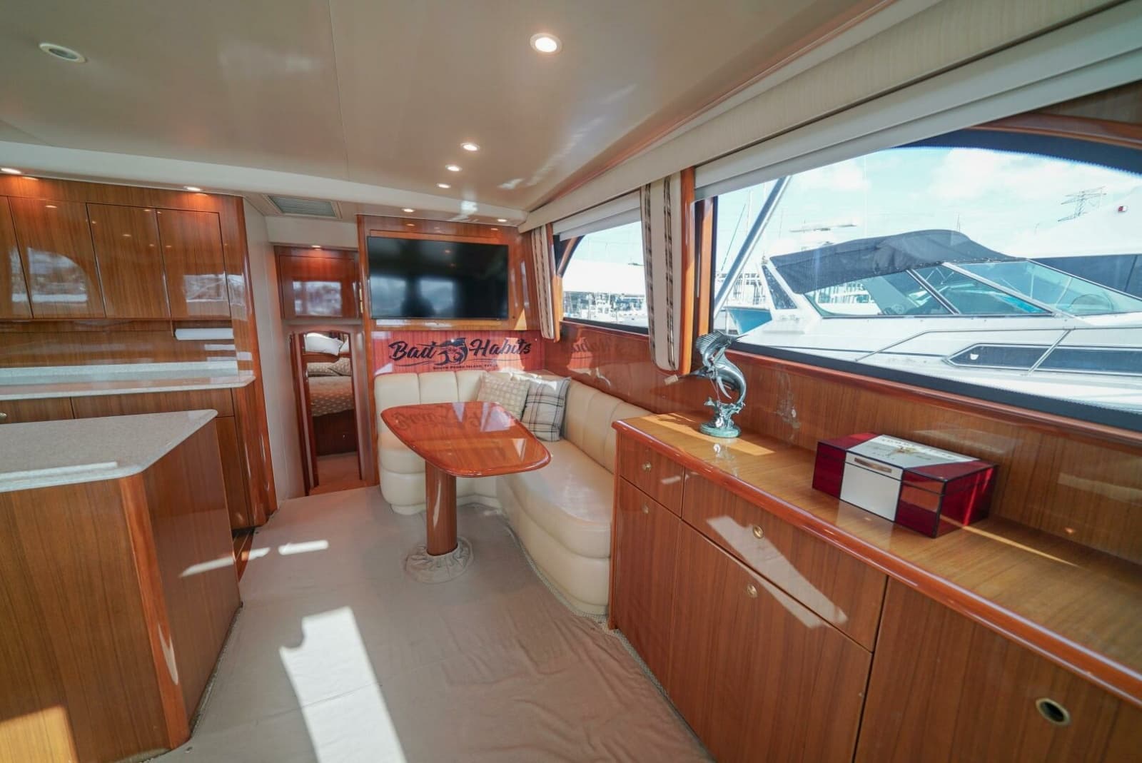 2007 Viking 45 Convertible - Photo 4
