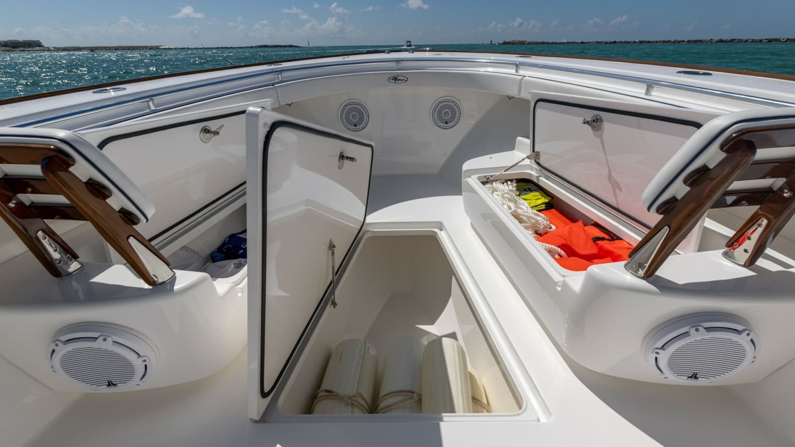 2025 Valhalla Boatworks V-41 Center Console - Photo 40