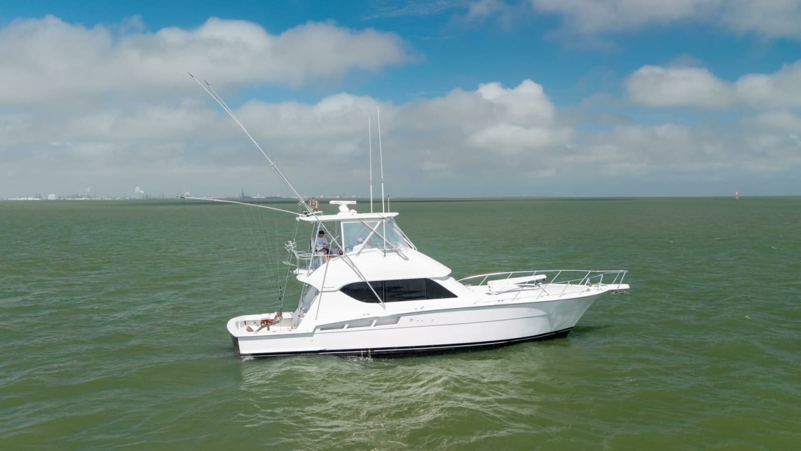 2002 Hatteras 50 Convertible - Photo 36