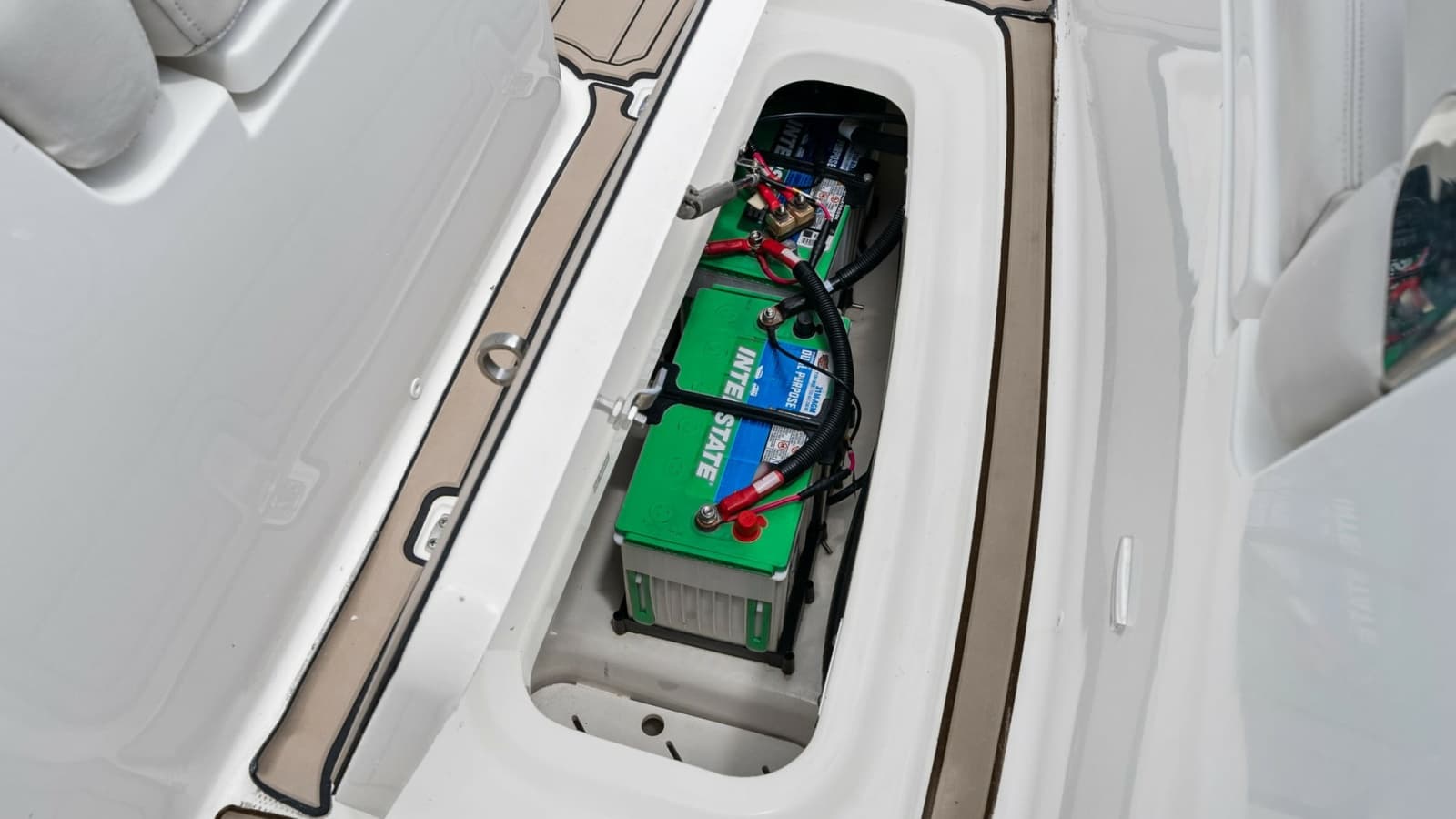 2019 Boston Whaler 320 Vantage - Photo 39