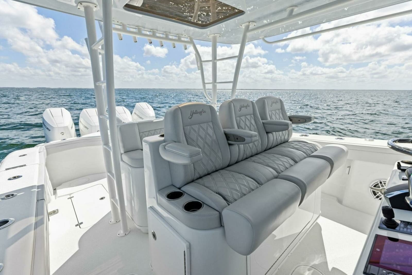 2024 Yellowfin 42 Offshore - Photo 14
