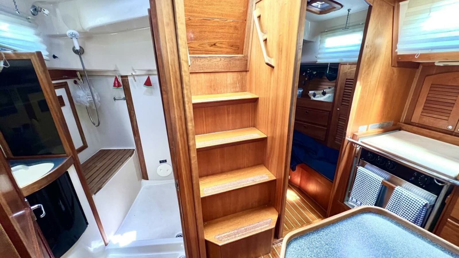 1999 Sabre 402 Sail - Photo 17