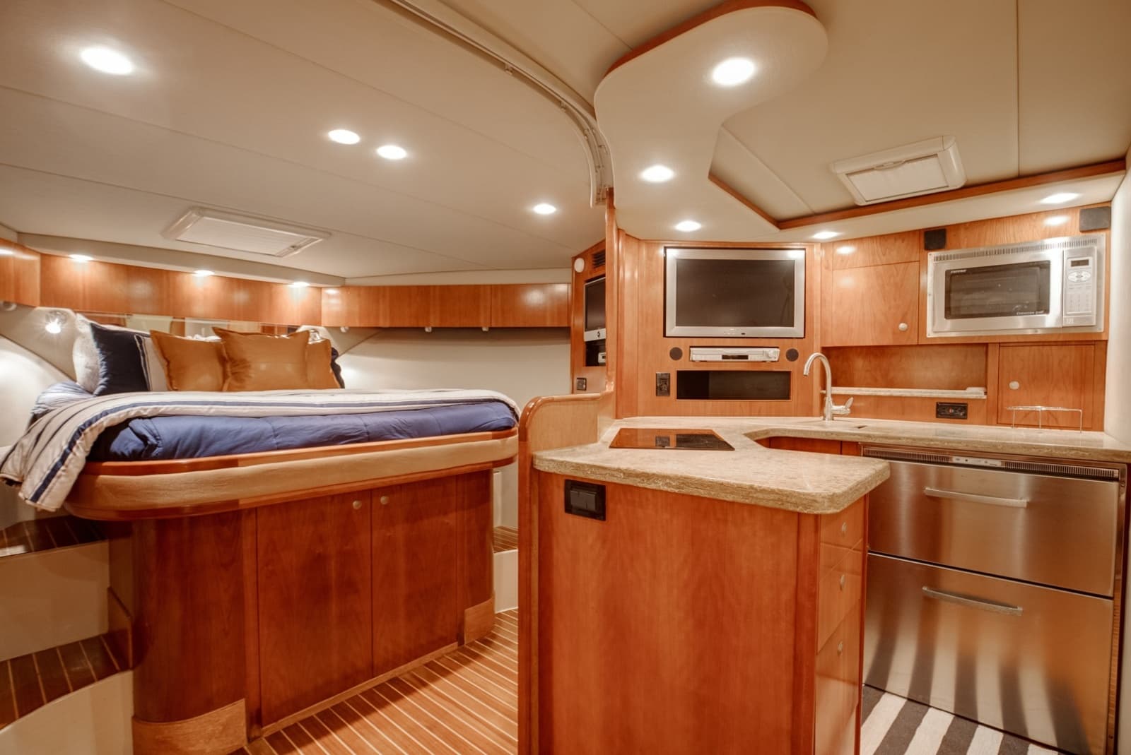 2008 Rampage 41 Express - Photo 4