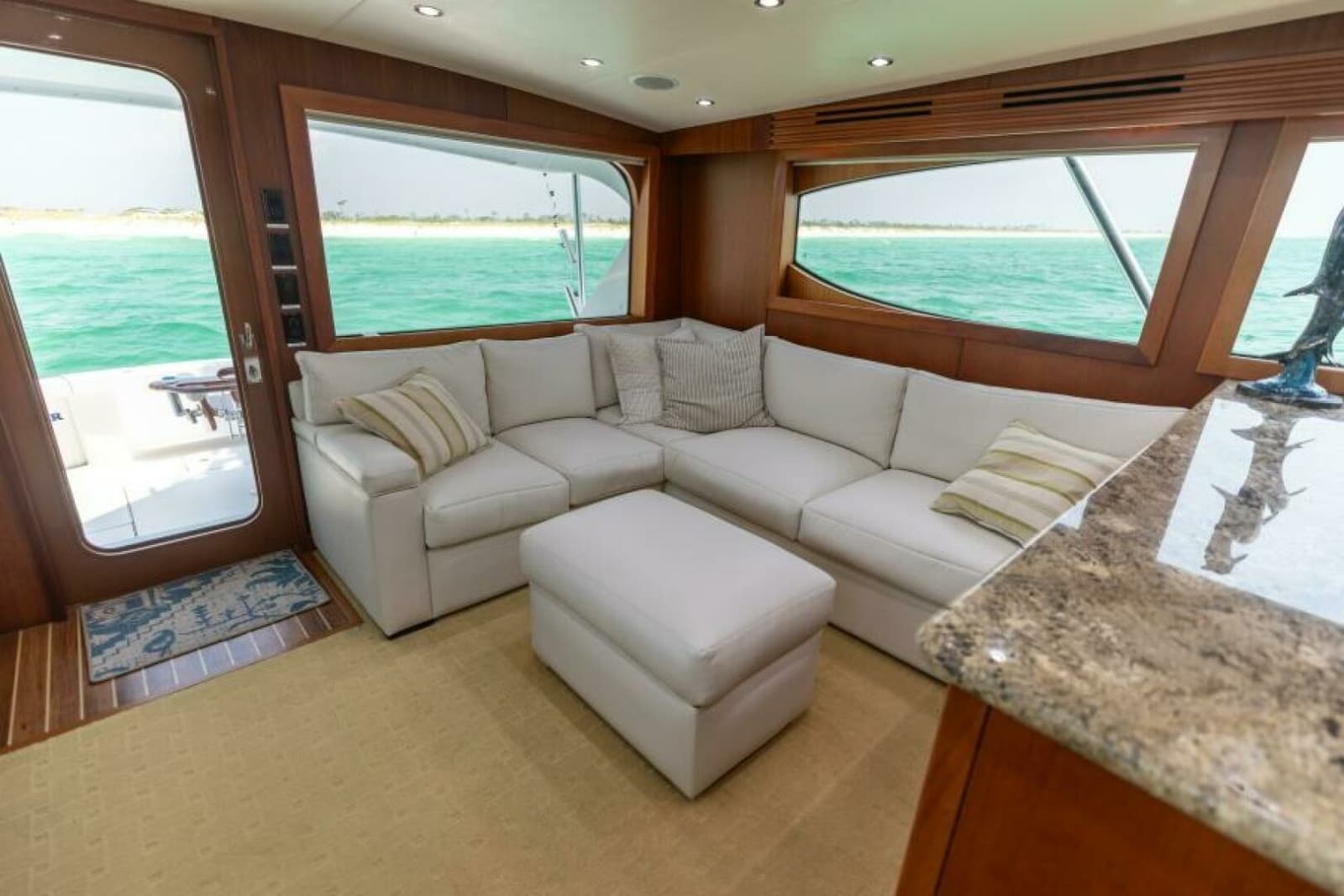 2008 Hatteras 60 Convertible - Photo 13