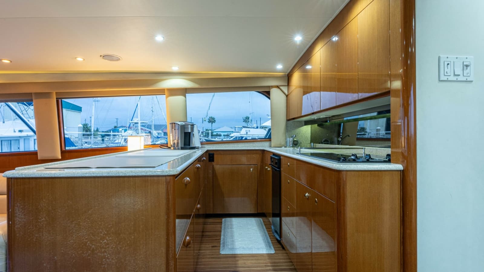 2001 Viking 65 Enclosed Bridge - Photo 9