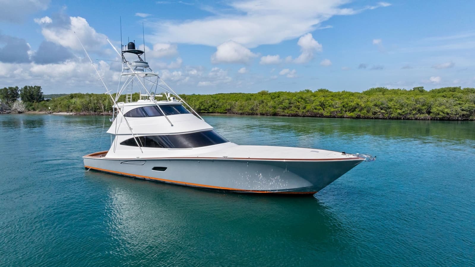 2016 Viking 80 Enclosed Bridge - Photo 135