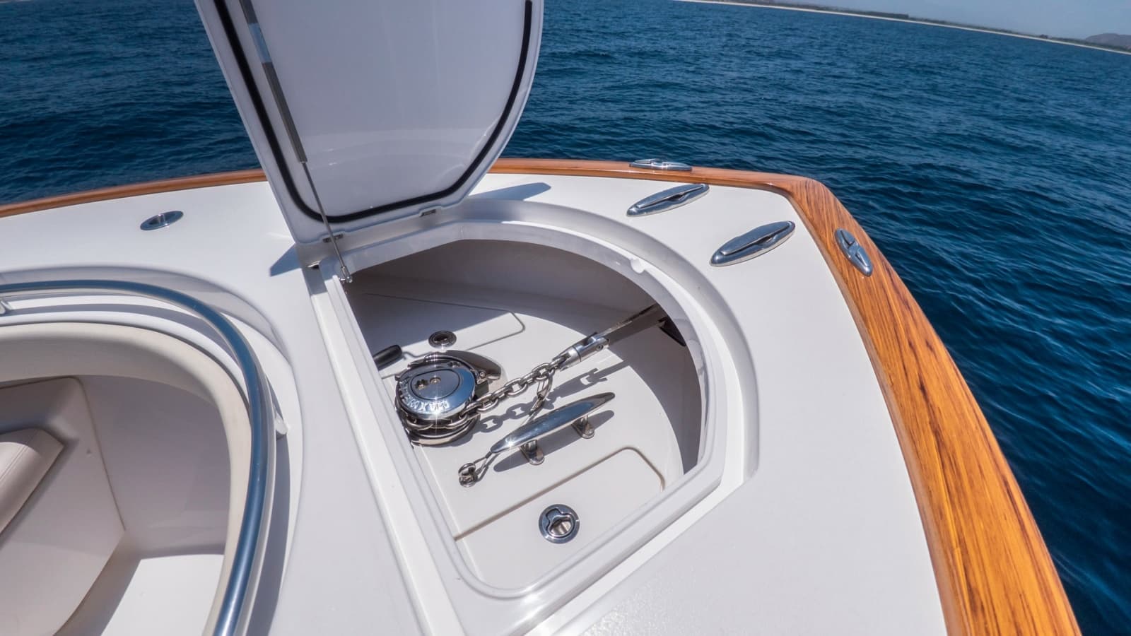 2022 Valhalla Boatworks V-37 - Photo 17