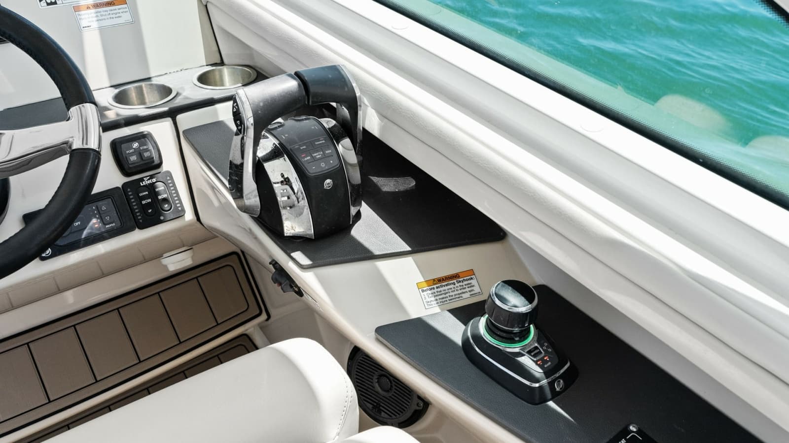 2019 Boston Whaler 320 Vantage - Photo 33