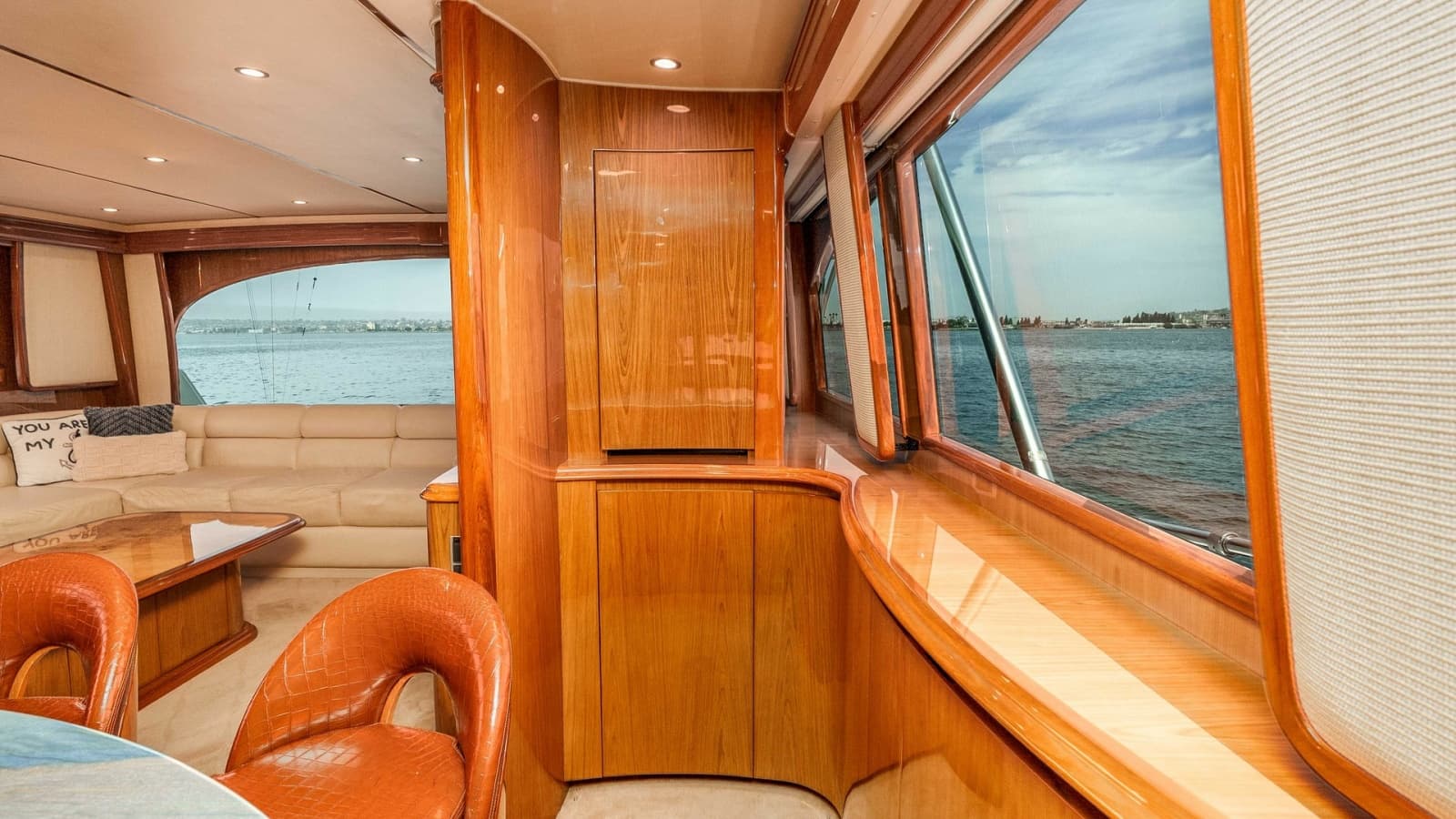 2014 Viking 76 Enclosed Bridge Sportfisher - Photo 8
