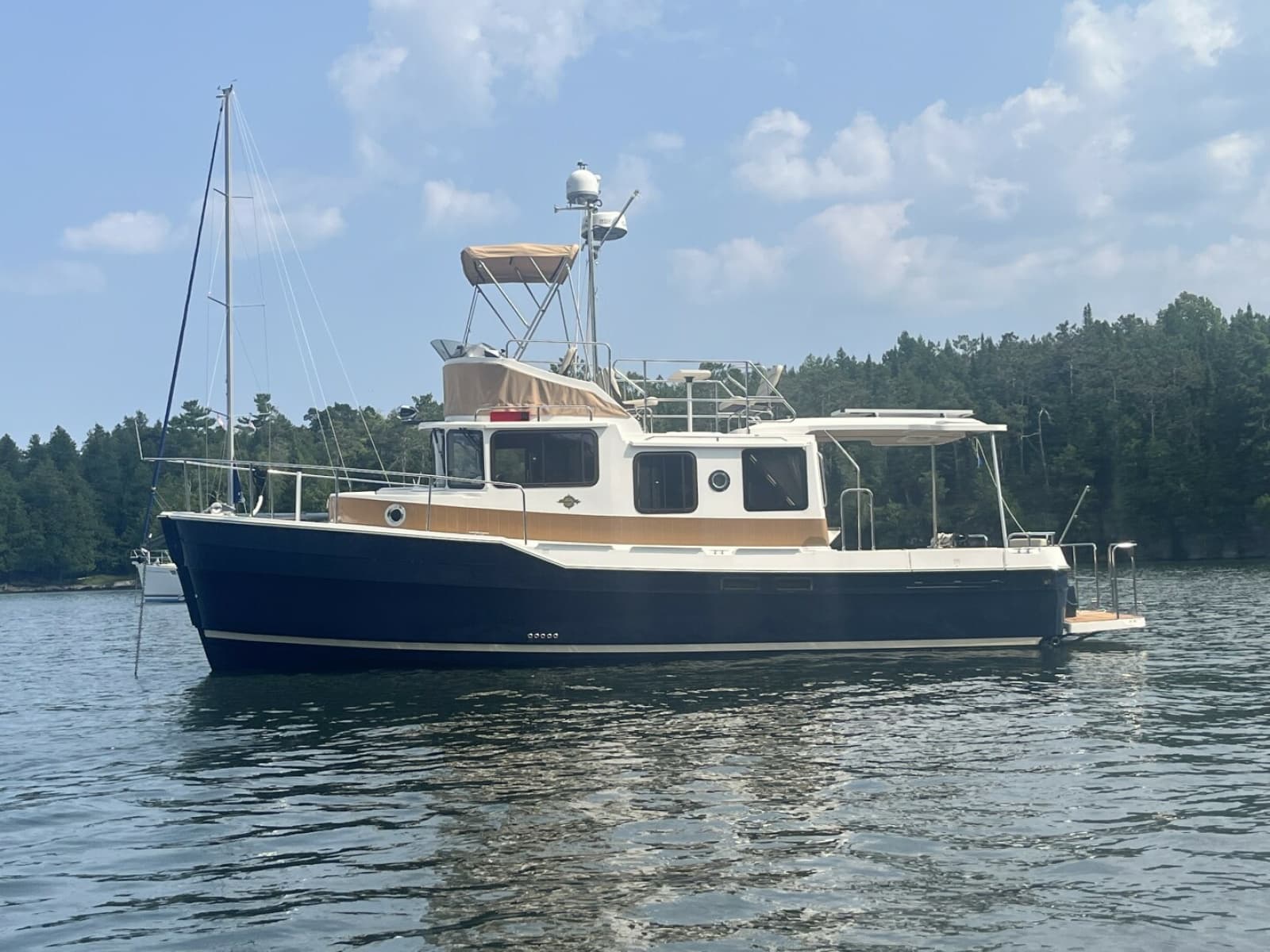 2023 Ranger Tugs R-31 CB - Photo 1