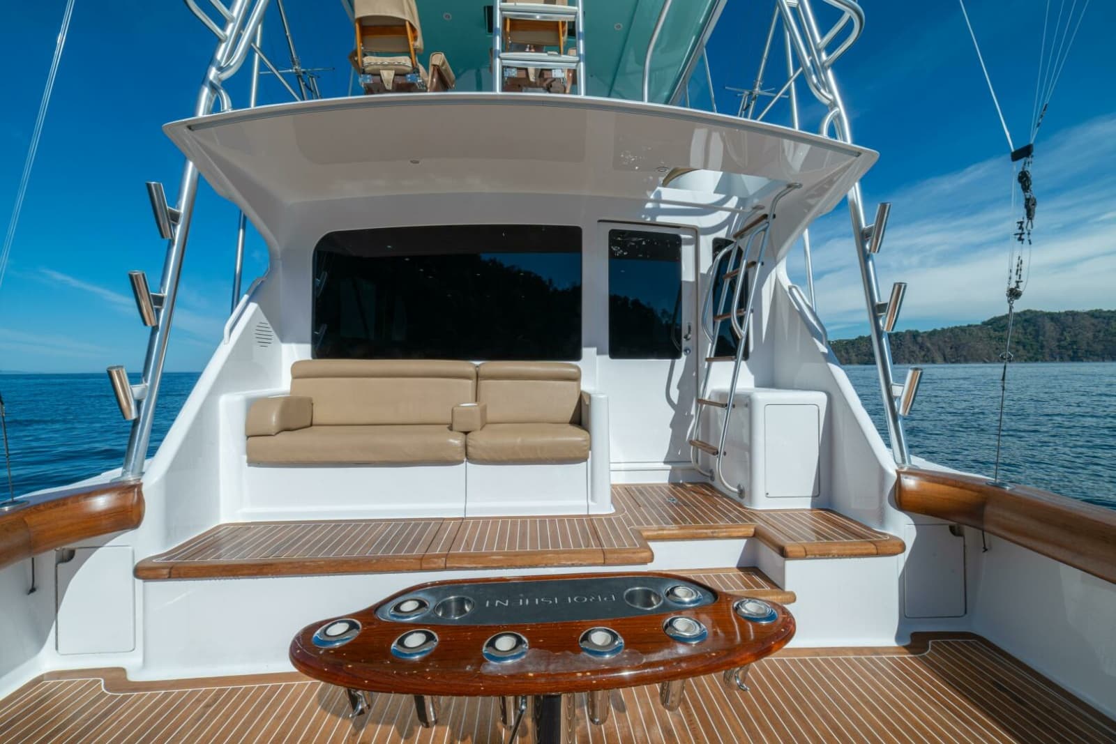2006 Viking 56 Convertible - Photo 3