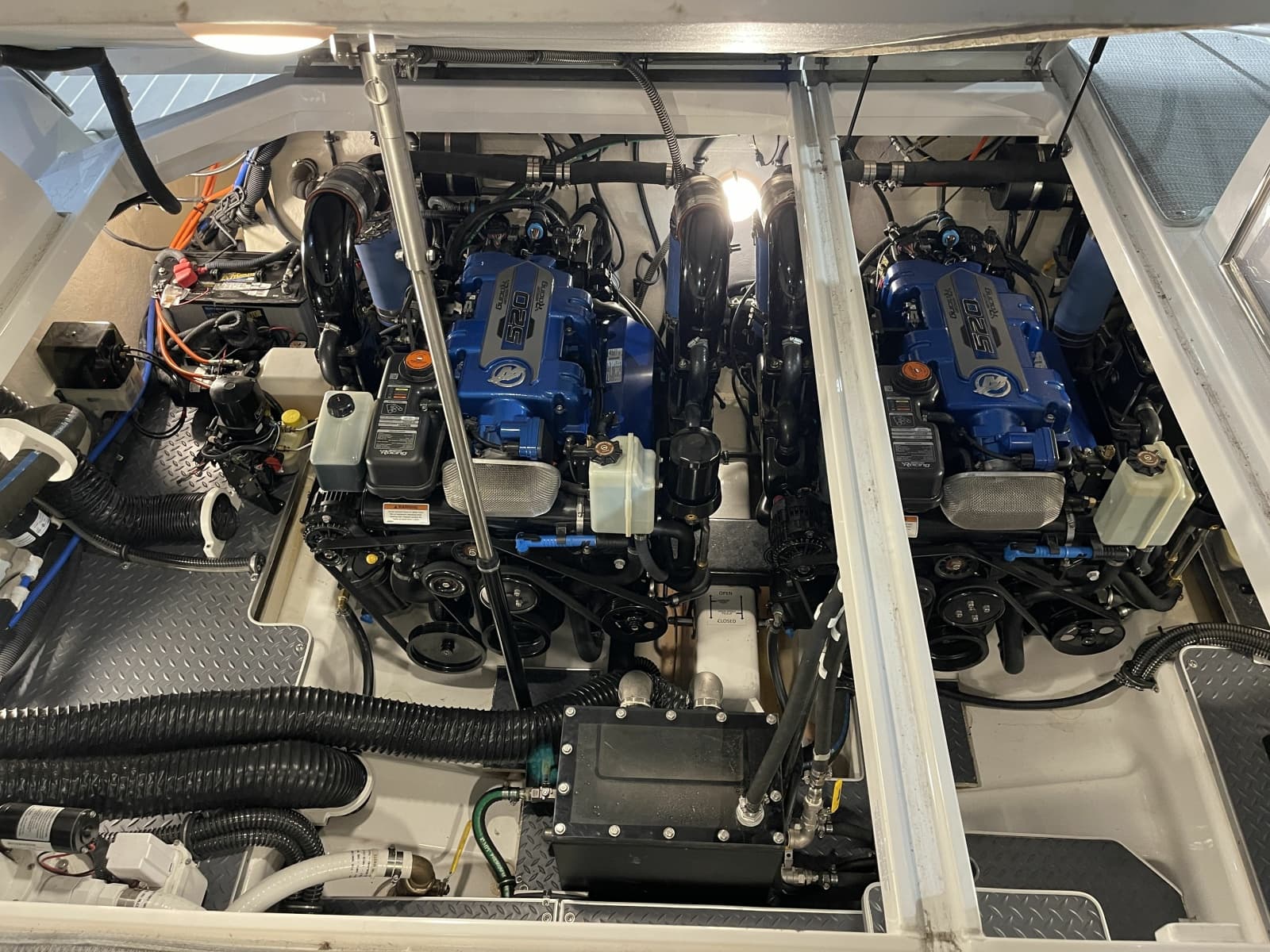 2020 Formula 380 Super Sport Crossover I/O - Photo 121