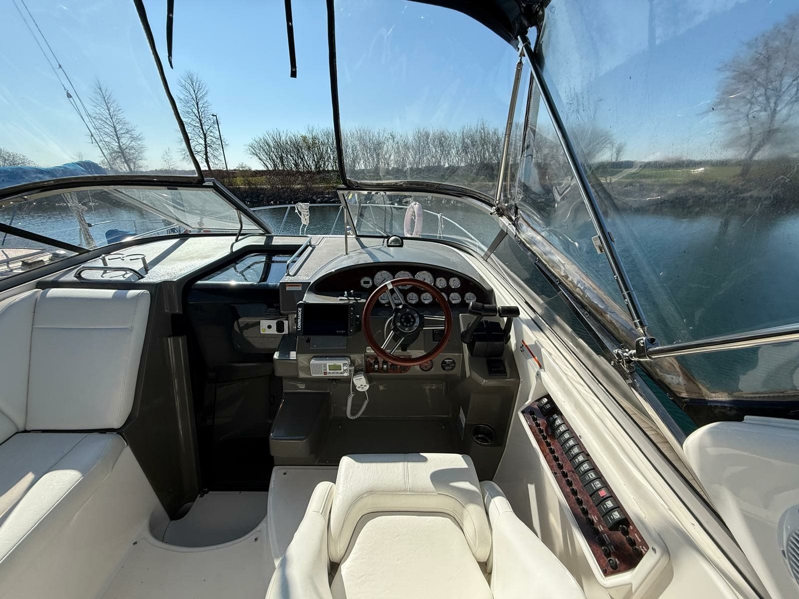 2008 Regal 2860 Window Express - Photo 18