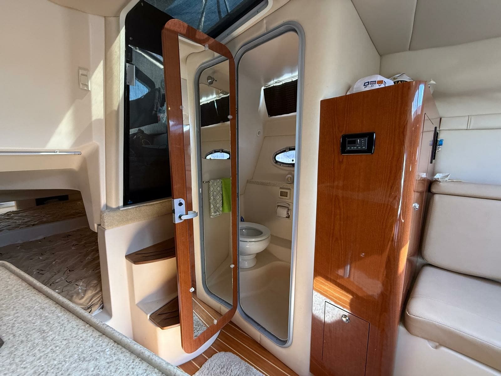 2008 Regal 2860 Window Express - Photo 63