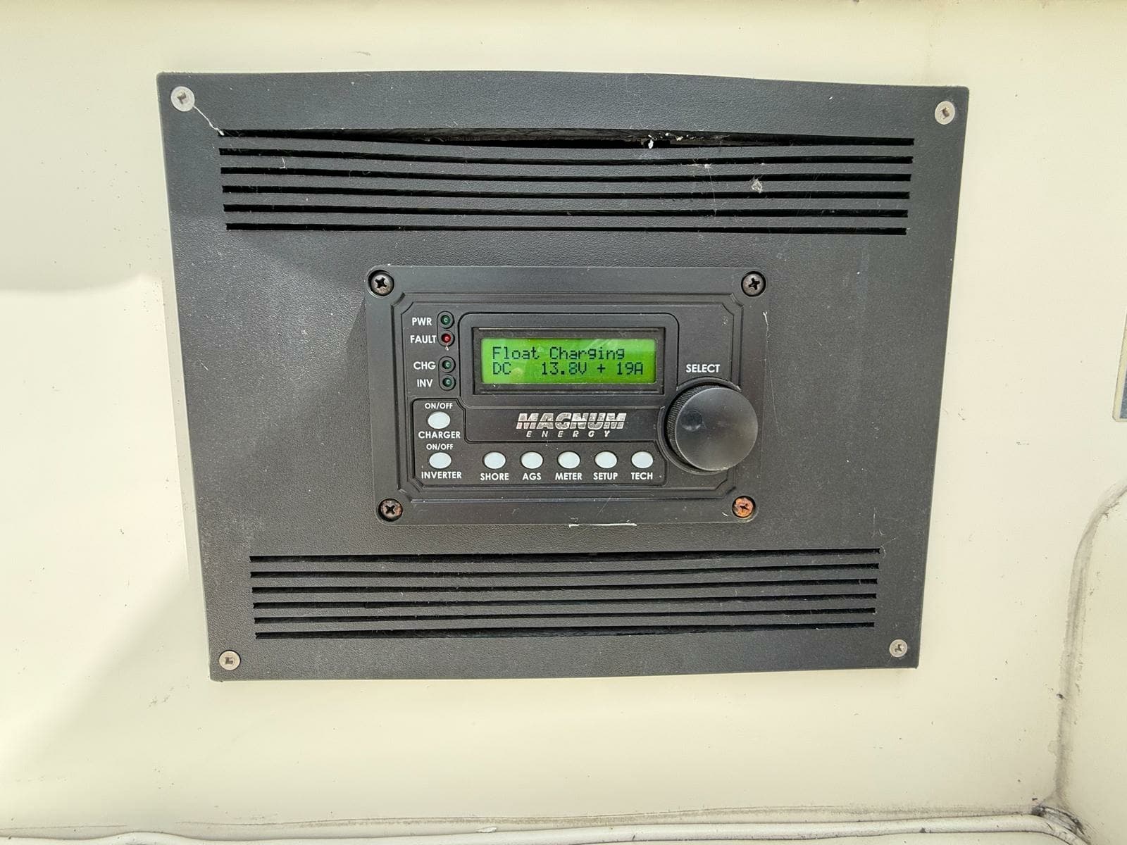 1996 Sea Ray 370 Sundancer - Photo 18