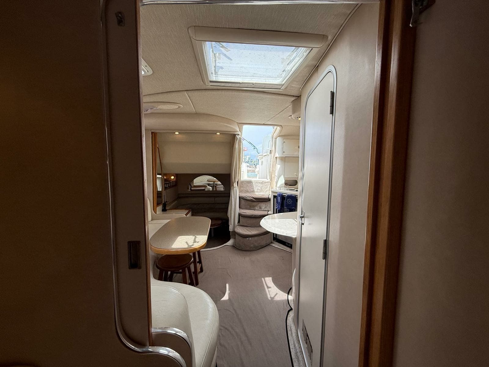1996 Sea Ray 370 Sundancer - Photo 49