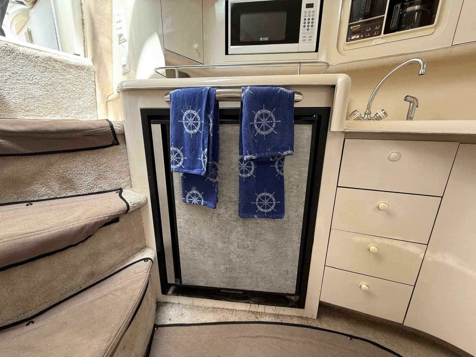 1996 Sea Ray 370 Sundancer - Photo 59